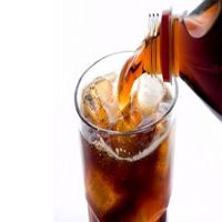 دراسة بريطانية توصى بمنع بيع المشروبات الغازية بالمدارس  