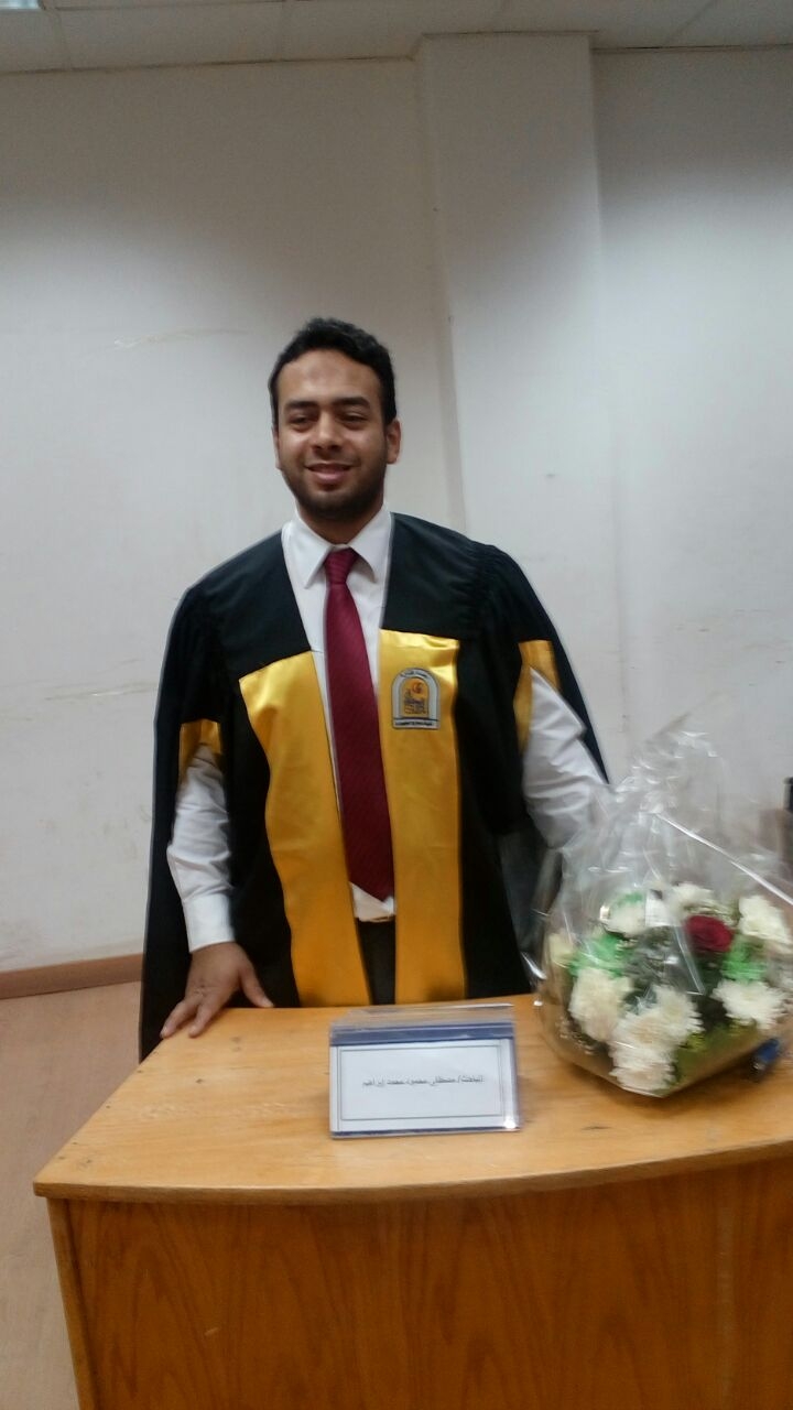 مصطفي محمود