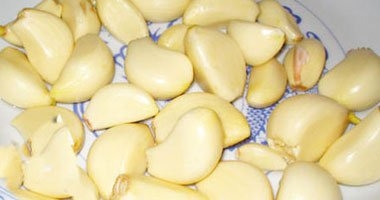 موقع "Health" الأمريكى: تخلّص من السعال فورا مع وصفة الثوم السحرية 