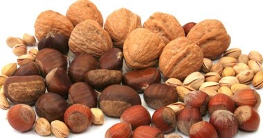 دراسة كندية: المكسرات تقل خطر الإصابة بمتلازمة الأيض 