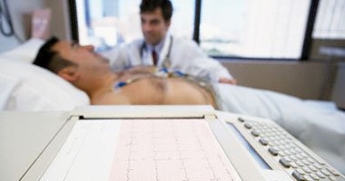 تعرف على الأمراض التى تستدعى إجراء فحص رسم القلب