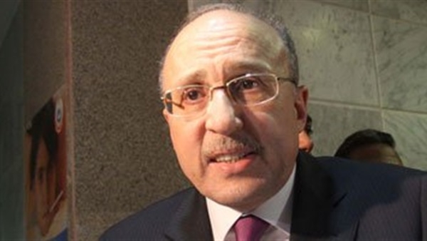 "الصحة" : توقيع الكشف الطبي على ٦٦٠ مواطن بقرية العور فى المنيا